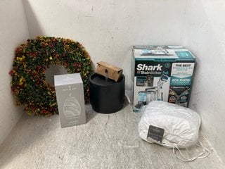 QTY OF ASSORTED ITEMS TO INCLUDE SHARK STAIN STRIKER PET CARPET WASHER: LOCATION - B14