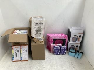 QTY OF ASSORTED ITEMS TO INCLUDE 4 X LEIPPLE CRYSTAL HAIR REMOVER: LOCATION - D1