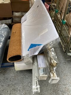 QTY OF ASSORTED JOHN LEWIS & PARTNERS ITEMS TO INCLUDE 28MM PENCIL PLEAT CURTAIN POLE KIT: LOCATION - D2