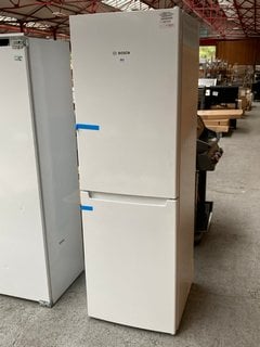 BOSCH FRIDGE FREEZER: MODEL KGN34NWEAG - RRP £479: LOCATION - D3