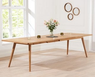 RUBEN/LUIS 200CM OAK DINING TABLE - RRP £849: LOCATION - A7