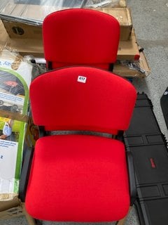 4 X PADDED OFFICE CHAIRS IN RED & BLACK: LOCATION - B4