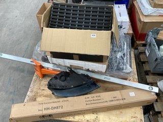 PALLET OF ASSORTED ITEMS TO INCLUDE HILKA 1800MM SPIRIT LEVEL: LOCATION - B5