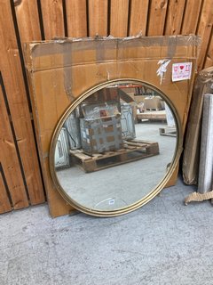 NKUKU ALMORA LARGE ROUND WALL MIRROR IN ANTIQUE BRASS FRAME - RRP £325: LOCATION - A4