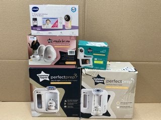 5 X ASSORTED BABY ITEMS TO INCLUDE TOMMEE TIPPEE MADE FOR ME IN BRA WEARABLE BREAST PUMP: LOCATION - AR13