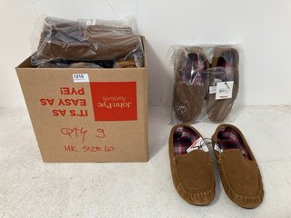 9 X JOHN LEWIS & PARTNERS TARTAN LINED SLIPPERS IN CHESTNUT SIZE: UK 10: LOCATION - BR3