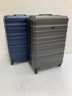 JOHN LEWIS & PARTNERS LARGE HARD SHELL SUITCASE IN GREY TO INCLUDE JOHN LEWIS & PARTNERS LARGE HARD SHELL SUITCASE IN BLUE: LOCATION - BR8