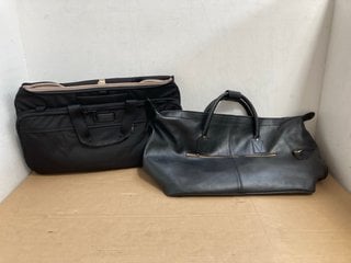 2 X ASSORTED JOHN LEWIS & PARTNERS ITEMS TO INCLUDE BLACK HOLDALL: LOCATION - BR16