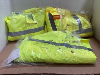 3 X ASSORTED SIZE BEESWIFT SAFETY HIGH VIS JACKETS TO INCLUDE YELLOW HIGH VIS IN M: LOCATION - BR15