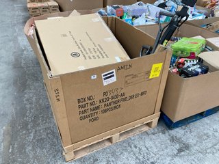 PALLET OF ASSORTED ITEMS TO INCLUDE FROG TAPE: LOCATION - B8 (KERBSIDE PALLET DELIVERY)