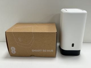 EE SMART 5G HUB ROUTER IN WHITE: MODEL NO HH20C (WITH BOX & ALL ACCESSORIES) [JPTM124169] THIS PRODUCT IS FULLY FUNCTIONAL AND IS PART OF OUR PREMIUM TECH AND ELECTRONICS RANGE