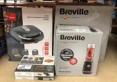 QUANTITY OF KITCHEN & APPLIANCES ITEMS TO INCLUDE BREVILLE BLEND ACTIVE PERSONAL BLENDER & SMOOTHIE MAKER | 350W | 1 PORTABLE BLEND ACTIVE BOTTLE (600ML) | LEAK PROOF LID | BLACK & GOLD [VBL251]: LOC