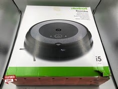 ROBOT ROOMBA RRP £557: LOCATION - TOP 50 RACK