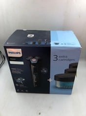 PHILIPS S7783/63 SHAVER SERIES 7000 DRY AND WET ELECTRIC SHAVER FOR MEN, SILVER. RRP £150: LOCATION - TOP 50 RACK