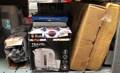 QUANTITY OF KITCHEN & APPLIANCES ITEMS TO INCLUDE RUSSELL HOBBS ELECTRIC 0.85L TRAVEL KETTLE, SMALL & COMPACT, DUAL VOLTAGE, IDEAL FOR ABROAD/CARAVAN/CAMPING, INC 2 CUPS & SPOONS, REMOVABLE WASHABLE