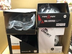 QUANTITY OF SPORTS & EXERCISE ITEMS TO INCLUDE ENDURA MEN'S HUMMVEE HELMET, MATT BLACK, M-L: LOCATION - D