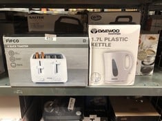 QUANTITY OF KITCHEN & APPLIANCES ITEMS TO INCLUDE DAEWOO SDA1567 ESSENTIALS RANGE, PLASTIC, WHITE: LOCATION - E