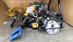 QUANTITY OF ASSORTED TOOLS TO INCLUDE FERREX CIRCULAR SAW: LOCATION - REAR TABLES(COLLECTION OR OPTIONAL DELIVERY AVAILABLE)