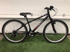 APOLLO SLANT MENS MOUNTAIN BIKE, 17 FRAME, 26 WHEELS, 21 SPEED SHIMANO REVOSHIFT GEARS. :: LOCATION - FRONT FLOOR(COLLECTION OR OPTIONAL DELIVERY AVAILABLE)