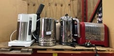 QUANTITY OF ASSORTED KITCHEN ITEMS TO INCLUDE DUALIT 2 SLICE TOASTER IN RED: LOCATION - LEFT RACK(COLLECTION OR OPTIONAL DELIVERY AVAILABLE)