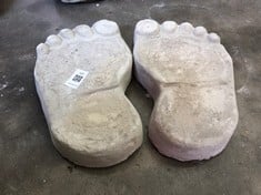 FOOT STEPPING STONES - COLLECTION ONLY - LOCATION RIGHT RACK