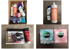 QUANTITY OF ASSORTED BEAUTY ITEMS TO INCLUDE HEAD & SHOULDERS SHAMPOO - COLLECTION ONLY - LOCATION RIGHT RACK