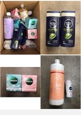 QUANTITY OF ASSORTED BEAUTY ITEMS TO INCLUDE NIVEA MEN ENERYGY SHOWER GEL - COLLECTION ONLY - LOCATION RIGHT RACK