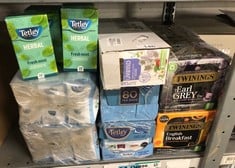 QUANTITY OF FOOD & DRINK ITEMS TO INCLUDE TETLEY FRESH MINT, BOX OF 20 TEABAGS - SOME MAY BE PAST BEST BEFORE: LOCATION - A RACK