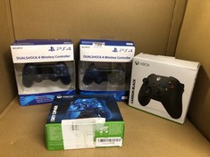 QUANTITY OF TECH & GAMING ITEMS TO INCLUDE SONY PLAYSTATION DUALSHOCK 4 CONTROLLER - MIDNIGHT BLUE: LOCATION - BACK RACK