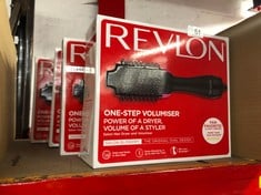 QUANTITY OF HEALTH & BEAUTY ITEMS TO INCLUDE REVLON ONE-STEP HAIR DRYER AND VOLUMISER FOR MID TO LONG HAIR (ONE-STEP, 2-IN-1 STYLING TOOL, IONIC AND CERAMIC TECHNOLOGY, UNIQUE OVAL DESIGN) RVDR5222: