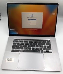 APPLE MACBOOK PRO 2019 1TB LAPTOP INTEL CORE I9-9880H, 16GB RAM, 15.0" SCREEN: LOCATION - A RACK