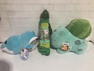 QTY OF KIDS PLUSHIES, SUMMER CUSHIONS & PLAY MATS