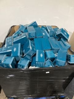 PALLET OF ITEMS TO INCLUDE SURGICAL MASKS