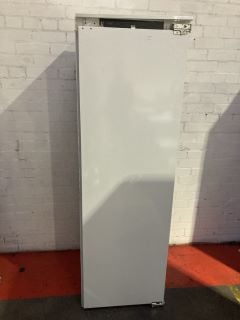 AEG INTEGRATED UPRIGHT FRIDGE-WHITE RRP £499