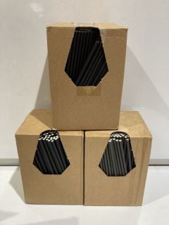 QTY OF PAPER STRAWS