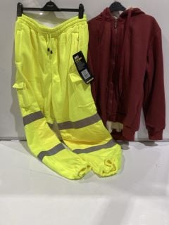 QTY OF ASSORTED CLOTHING TO INCLUDE STAND SAFE HI-VIS JOGGERS SIZE 3XL