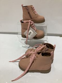 QTY OF JOHN LEWIS COCO PINK BOOT CHILDREN SIZE 5 AND BROWN CHELSEA BOOT EUR 35