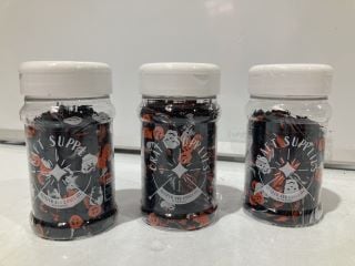 QTY OF ASSORTED ITEMS TO INCLUDE CRAFT SUPPLIES HALLOWEEN CONFETTI