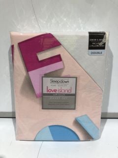 QTY OF ASSORTED ITEMS TO INCLUDE SLEEP DOWN LOVE ISLAND DUVET SET