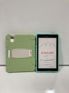 QTY OF ASSORTED ITEMS TO INCLUDE IPAD 6 MINI CASE MATCHA GREEN