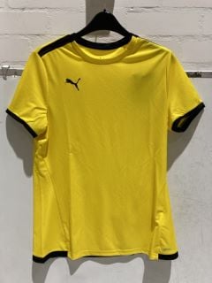 QTY OF CLOTHING INCLUDING PUMA YELLOW AND BLACK TEE MEDIUM