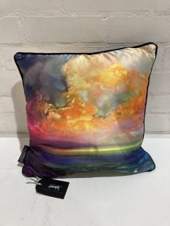 QTY OF SQUARE SUNSET PILLOW