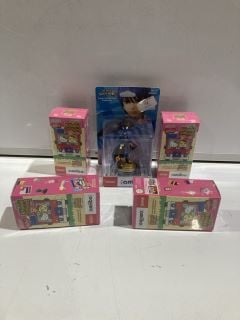 QTY OF ASSORTED TOYS ITEMS TO INCLUDE SUPER SMASH BROS MARTH FIGURE, ANIMAL CROSSING AMIIBO CARDS