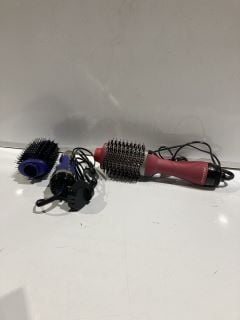 QTY OF ASSORTED ITEMS TO INCLUDE HOT TOOLS PRO SIGNATURE ONE-STEP DETACHABLE BLOW DRY & VOLUMIZER