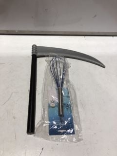 A QTY OF ASSORTED ITEMS TO INCLUDE WHISKS, FOIL SERVING TRAYS, KIDS PLASTIC TOYS