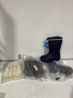 QTY OF ASSORTED ITEMS TO INCLUDE BLACK WELLIES SIZE 37