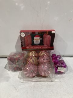 BOX OF ASSORTED CHRISTMAS ITEMS TO INCLUDE SIMPLY MAKE APPLIQUE CUSHION COVER KIT, PURPLE BAUBLES