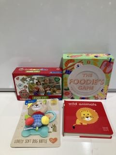 BOX OF ASSORTED CHILDRENS TOYS TO INCLUDE COCOMELON FIND IT JIGSAW PUZZLE, WILD ANIMALS BOOK