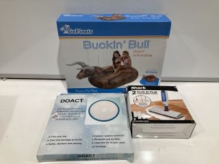 BOX OF ASSORTED GENERAL ITEMS TO INCLUDE SHARK KLIK N FLIP CLEANING PADS, GOFLOATS BUCKIN' BULL INFLATABLE