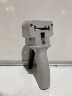 QTY OF QWORK 50ML EPOXY GLUE GUN